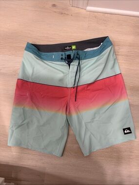 Quiksilver Highline Swim Shorts Trunks
